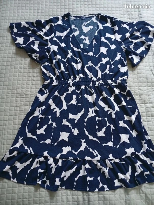 Jolie robe Kiabi taille 48
